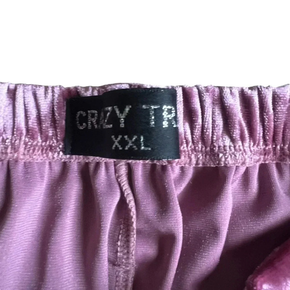 NWT Crazy Train pink velvet fringe shorts with belt loops size XXL - Picture 8 of 9